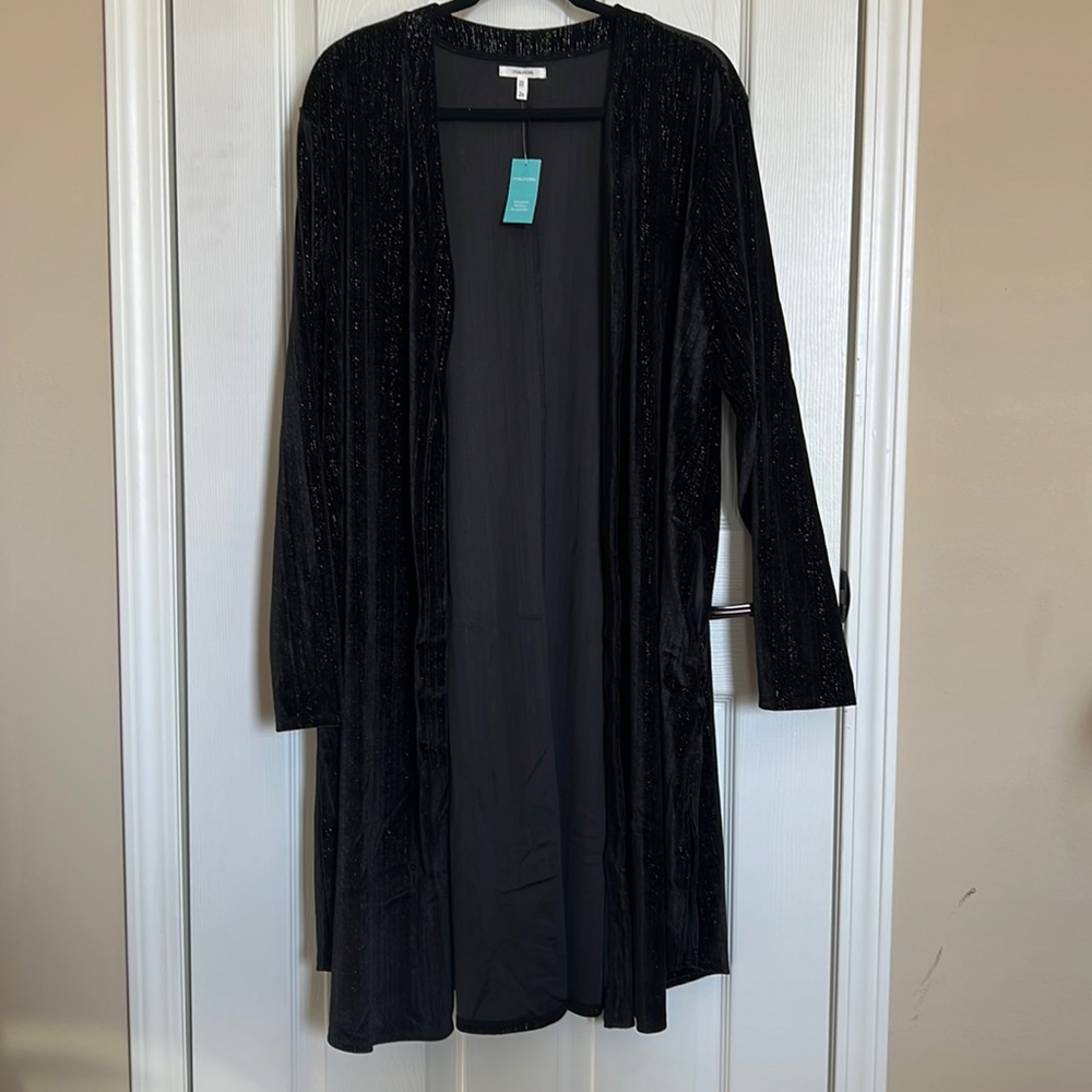 Maurice’s black velvet duster with silver threading size 2x